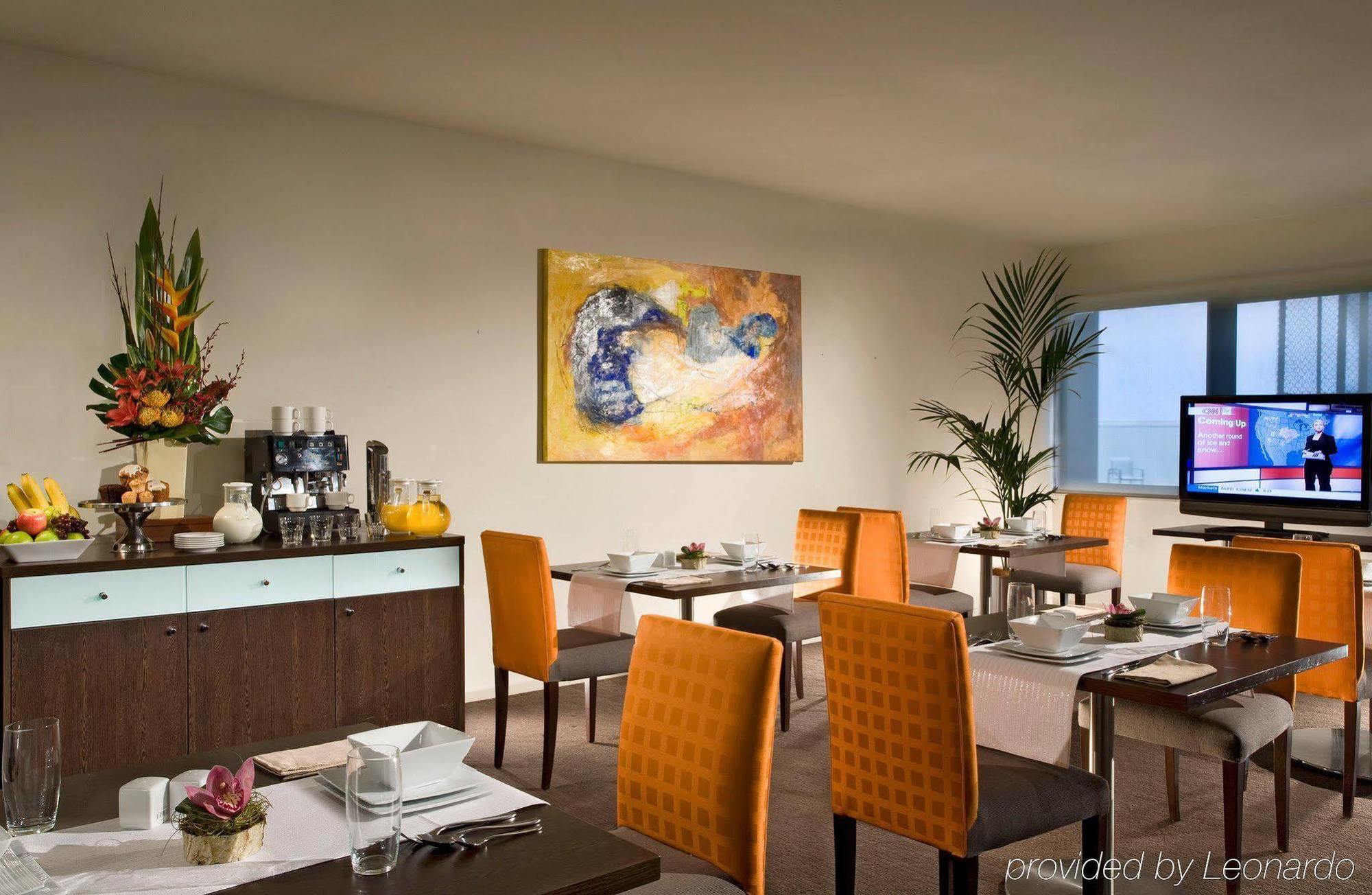 Urban Apartments Melbourne On Elizabeth Restaurant foto